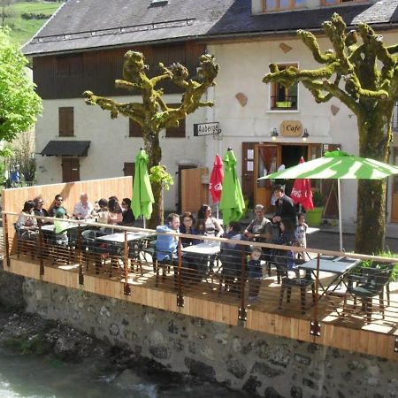 Gite Auberge L'Herbe Tendre Saint-Pierre-dʼEntremont Kültér fotó