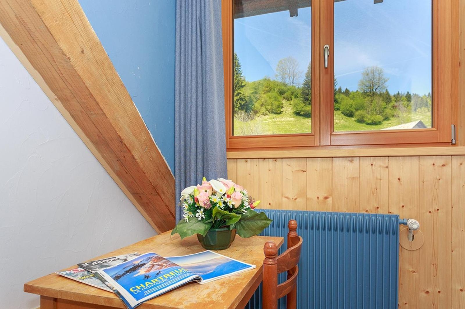 Gite Auberge L'Herbe Tendre Saint-Pierre-dʼEntremont Szoba fotó