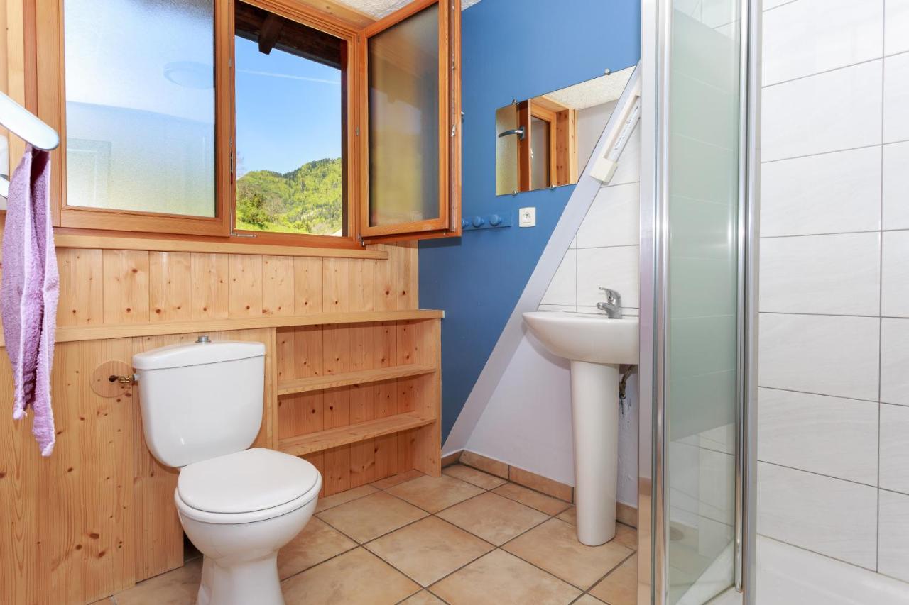 Gite Auberge L'Herbe Tendre Saint-Pierre-dʼEntremont Kültér fotó