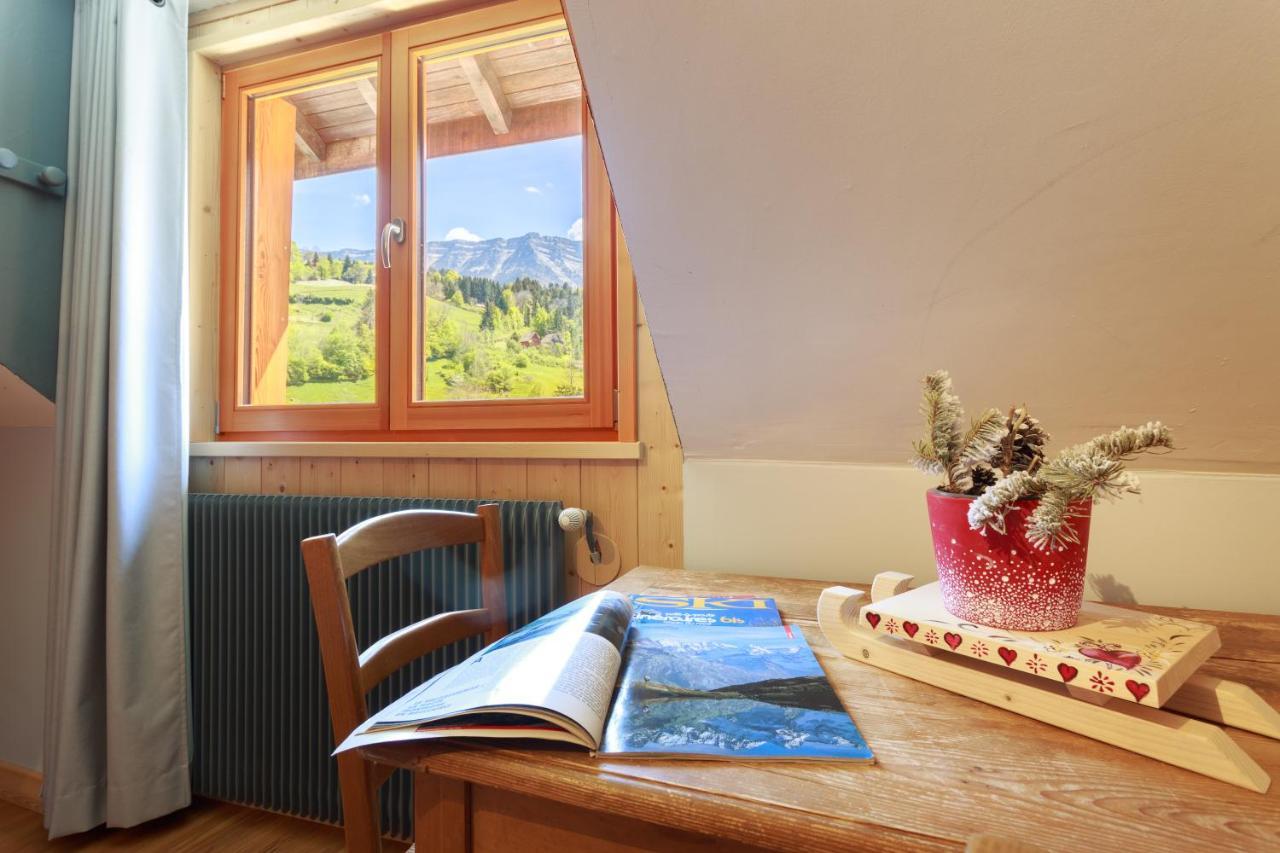 Gite Auberge L'Herbe Tendre Saint-Pierre-dʼEntremont Kültér fotó